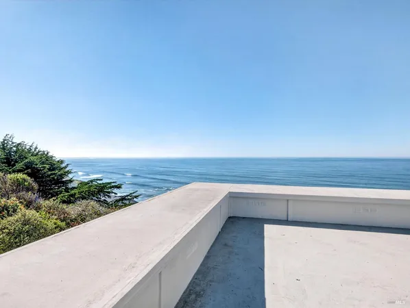 $1,493,000 | 14800 Navarro Way, Manchester, CA 95459