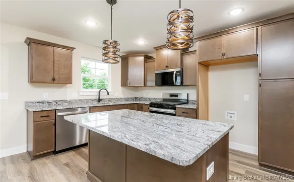 $479,900 | 2427 Ridgewood Court, Unit LOT 908), Jeffersonville, IN 47130
