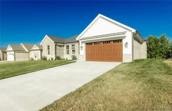 $479,900 | 2427 Ridgewood Court, Unit LOT 908), Jeffersonville, IN 47130