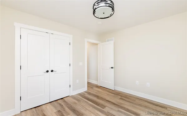 $479,900 | 2427 Ridgewood Court, Unit LOT 908), Jeffersonville, IN 47130