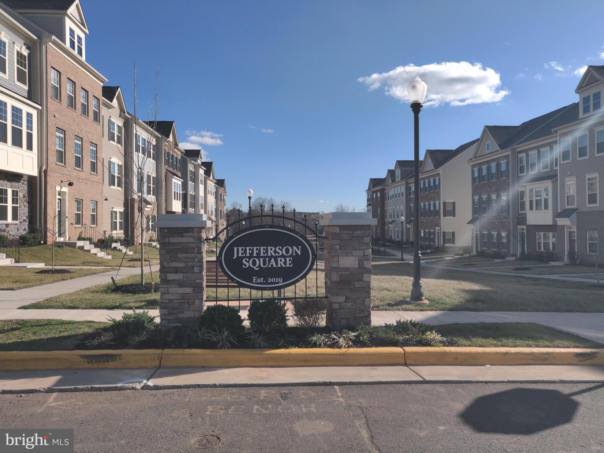 9334 Barnes Loop Manassas, VA 20110 - Photo 19 of 23