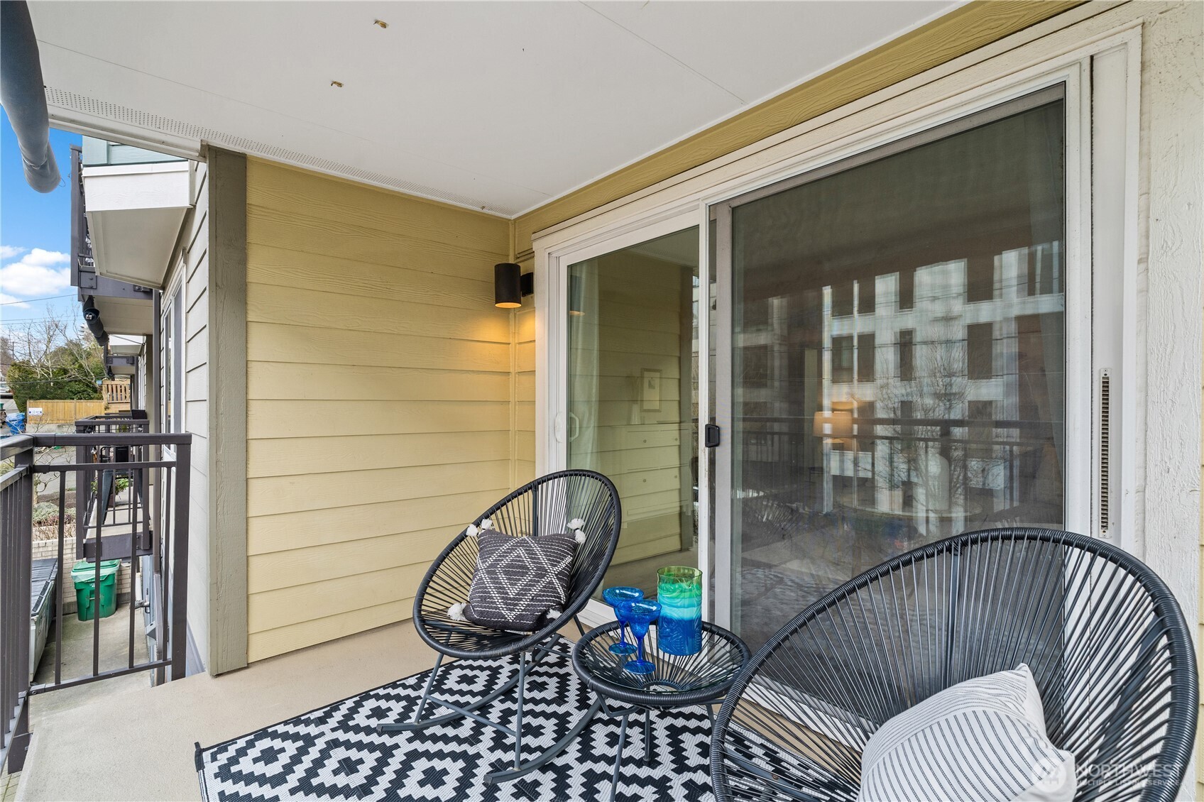 8720 Phinney Avenue North, Unit 11 Seattle, WA 98103 - Photo 7 of 28 a view of porch with a furniture