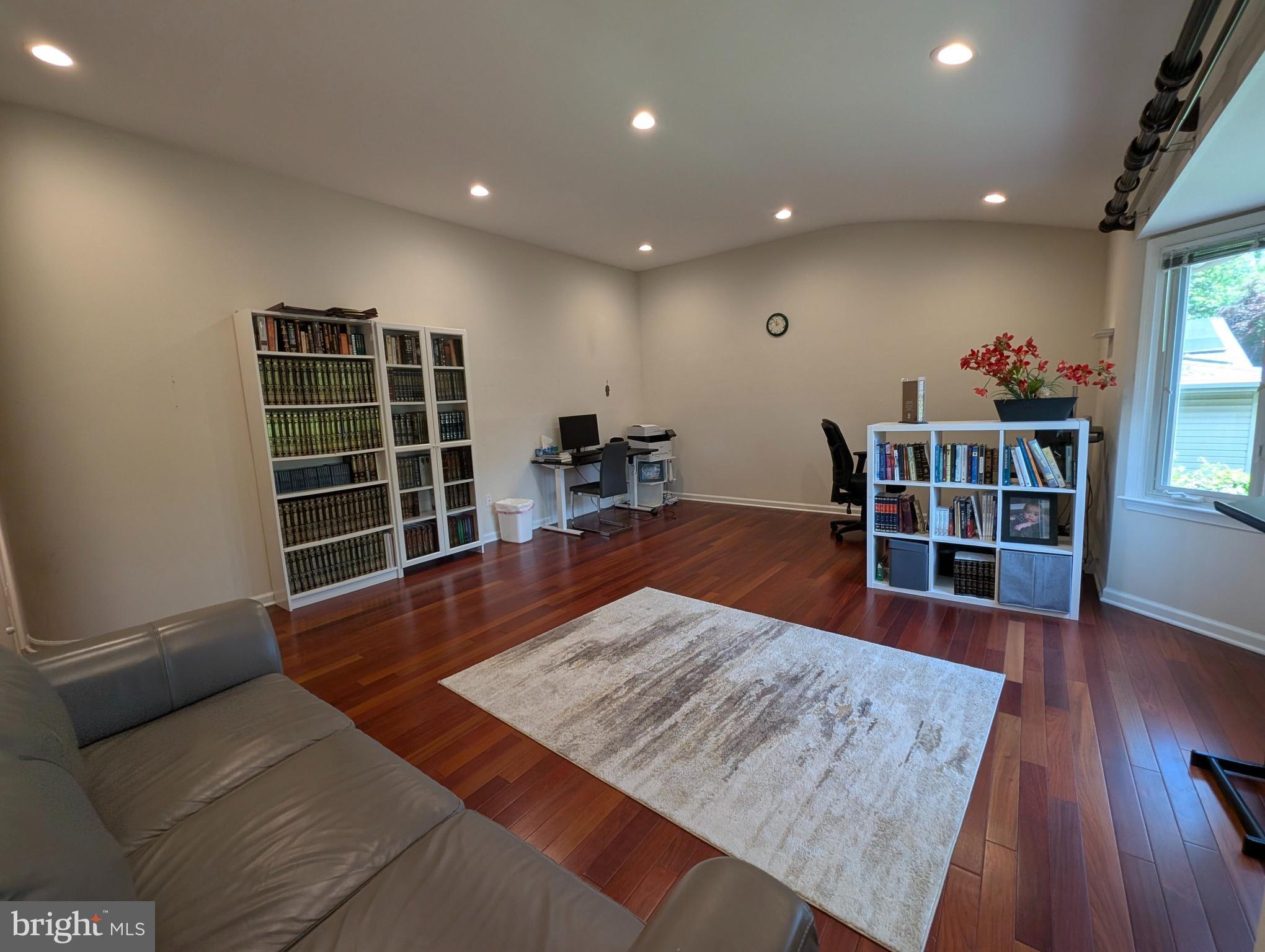 419 Kennebec Road Cherry Hill, NJ 08002 - Photo 6 of 35 2nd Floor Living Room with high ceilings