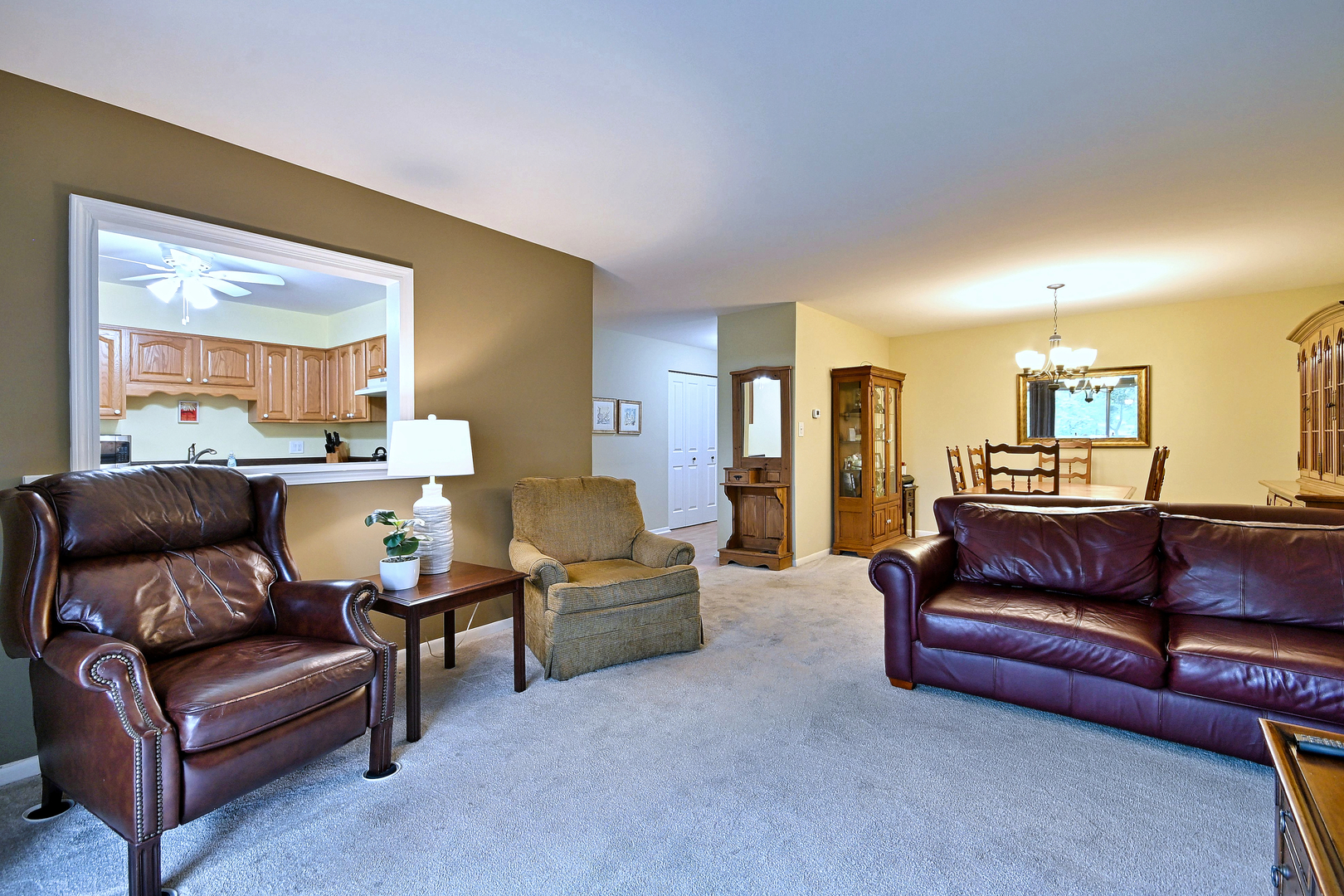 1321 South Finley Road, Unit 422 Lombard, IL 60148 - Photo 18 of 37 Gallery Image 18