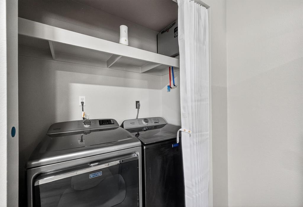 705 South 3rd Street East Dawson, TX 76639 - Photo 5 of 25 a close view of utility room