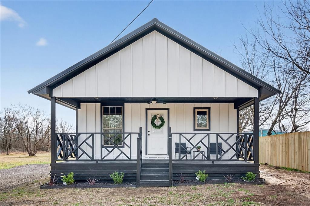 705 South 3rd Street East Dawson, TX 76639 - Photo 6 of 25 a front view of house