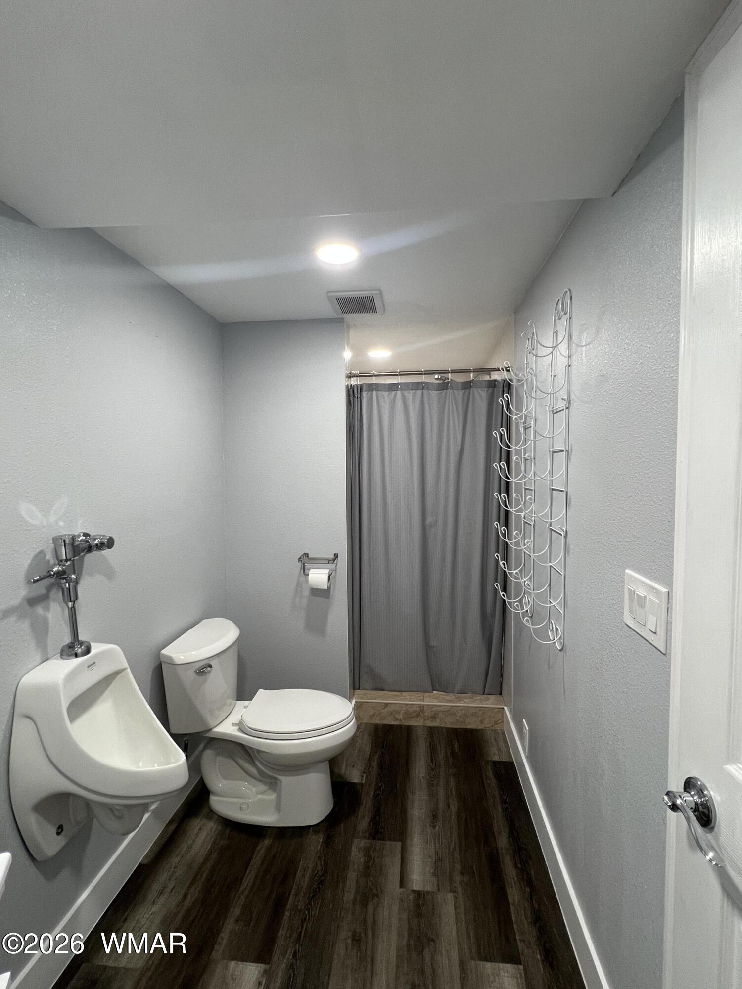 689 Old Woodruff Road Snowflake, AZ 85937 - Photo 10 of 40 Bathroom Downstairs