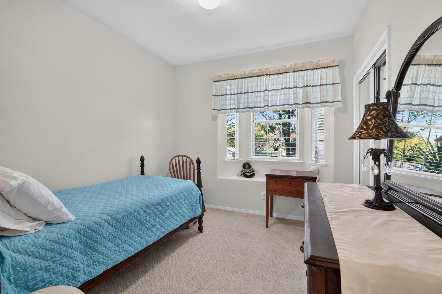 5783 West Decatur Avenue Fresno, CA 93722 - Photo 8 of 29 Gallery Image 8
