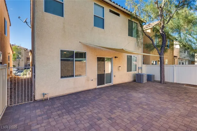 $1,900 | 6234 Dartington Hall Street, Henderson, NV 89011