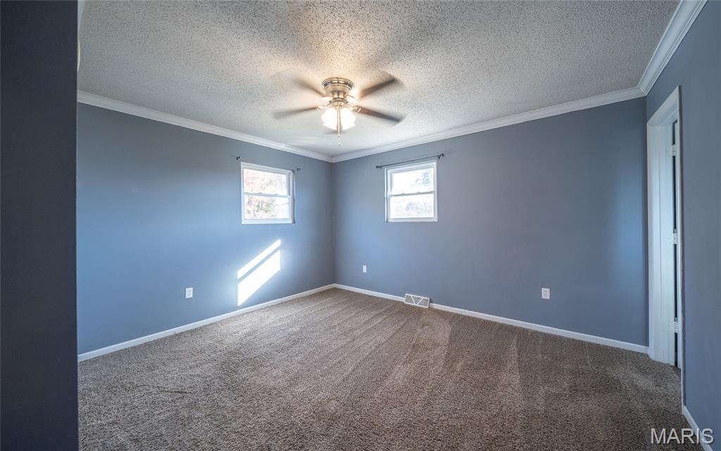 12426 County Road 8050 Rolla, MO 65401 - Photo 15 of 34