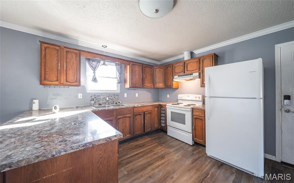 12426 County Road 8050 Rolla, MO 65401 - Photo 8 of 34