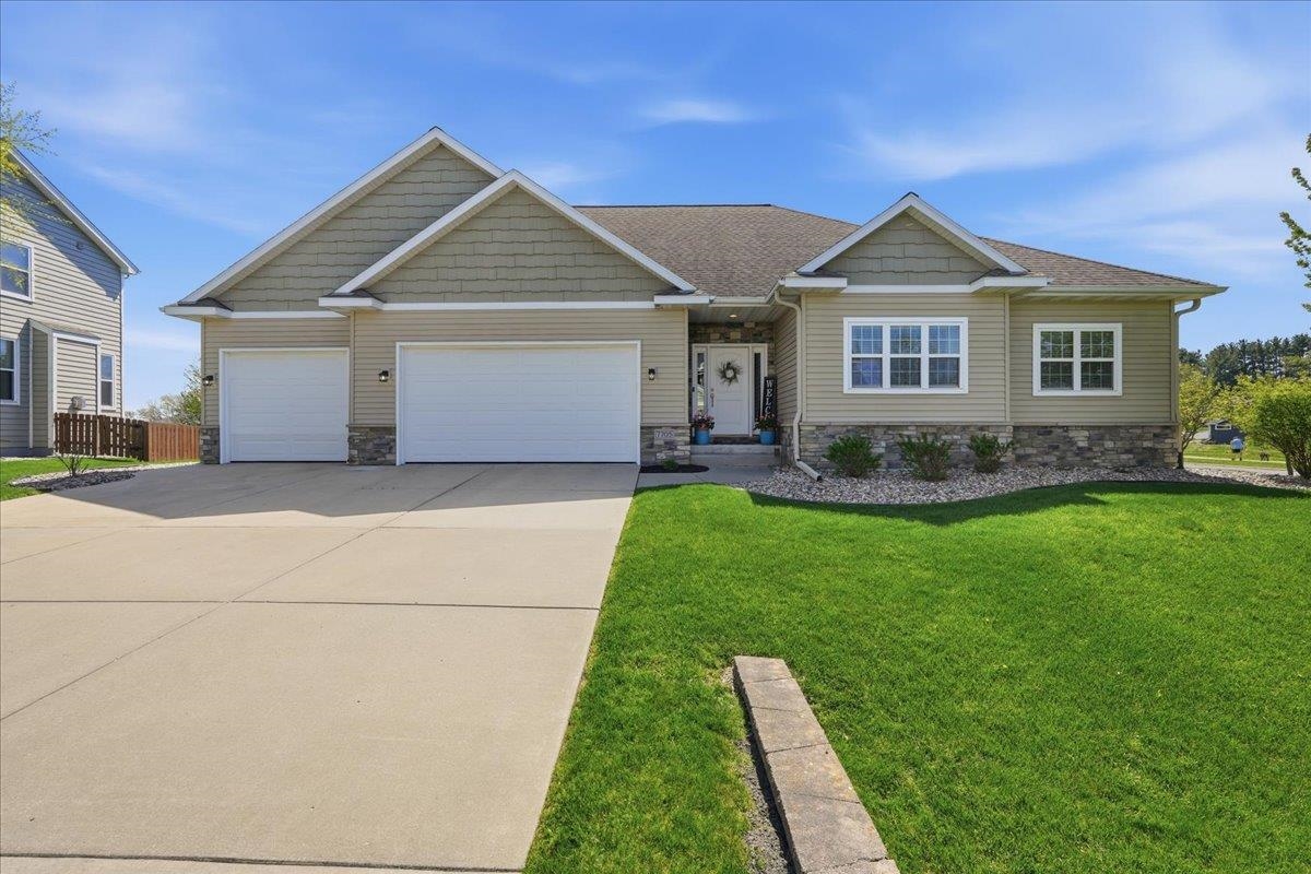 7705 Catchfly Lane DeForest, WI 53532 - Photo 3 of 79