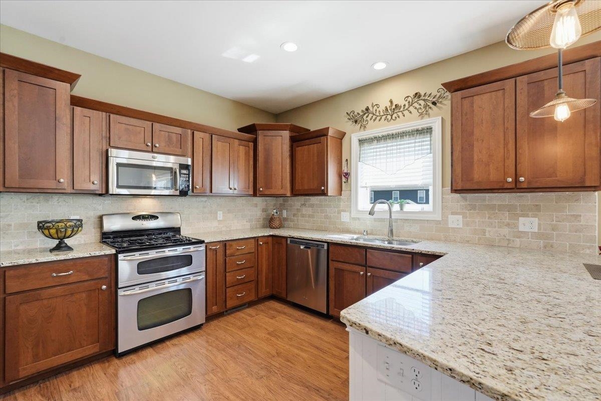 7705 Catchfly Lane DeForest, WI 53532 - Photo 9 of 79