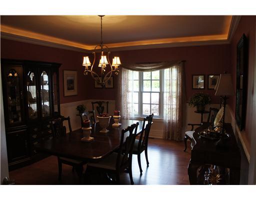 508 McCombs Road Venetia, PA 15367 - Photo 4 of 18 Dining Room.