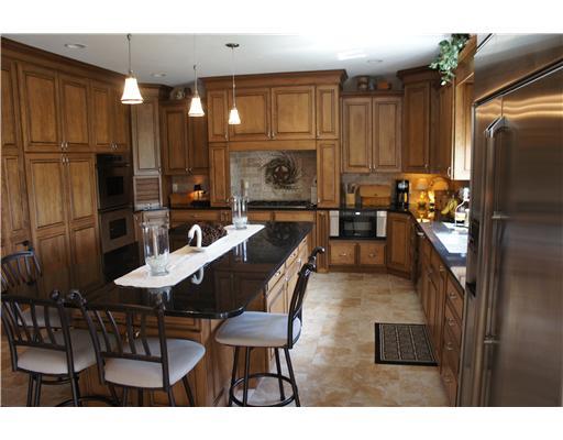 508 McCombs Road Venetia, PA 15367 - Photo 8 of 18 Kitchen.