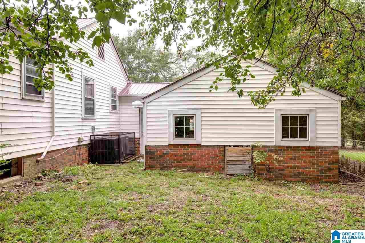 145 East Crest Road Bessemer, AL 35023 - Photo 7 of 33