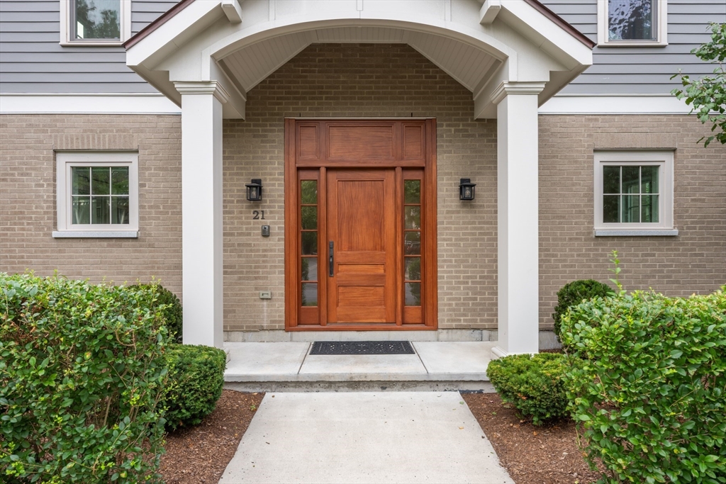 21 Crowninshield Road, Unit 21 Brookline, MA 02446 - Photo 24 of 30 Gallery Image 24