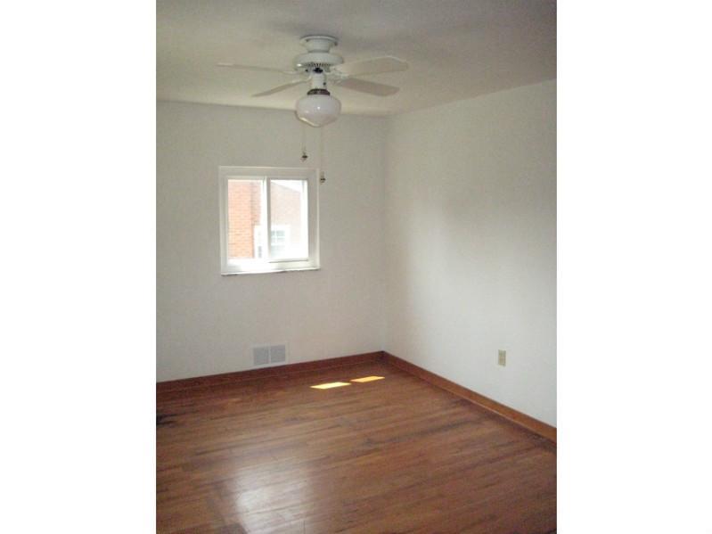 53 Rose Leaf Road Pittsburgh, PA 15220 - Photo 19 of 24 Bedroom.