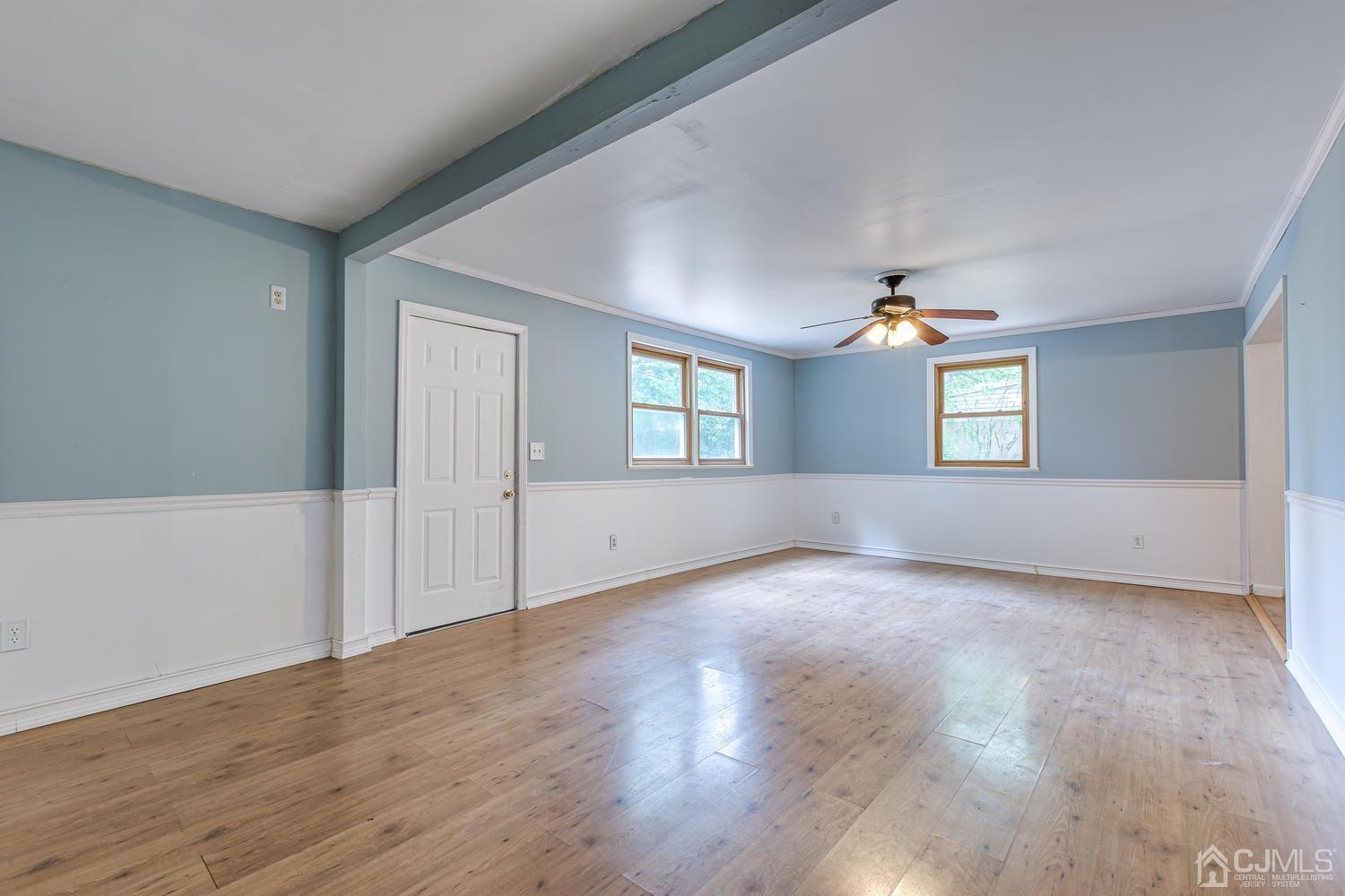 42 Glenville Road Edison, NJ 08817 - Photo 14 of 33 Gallery Image 14