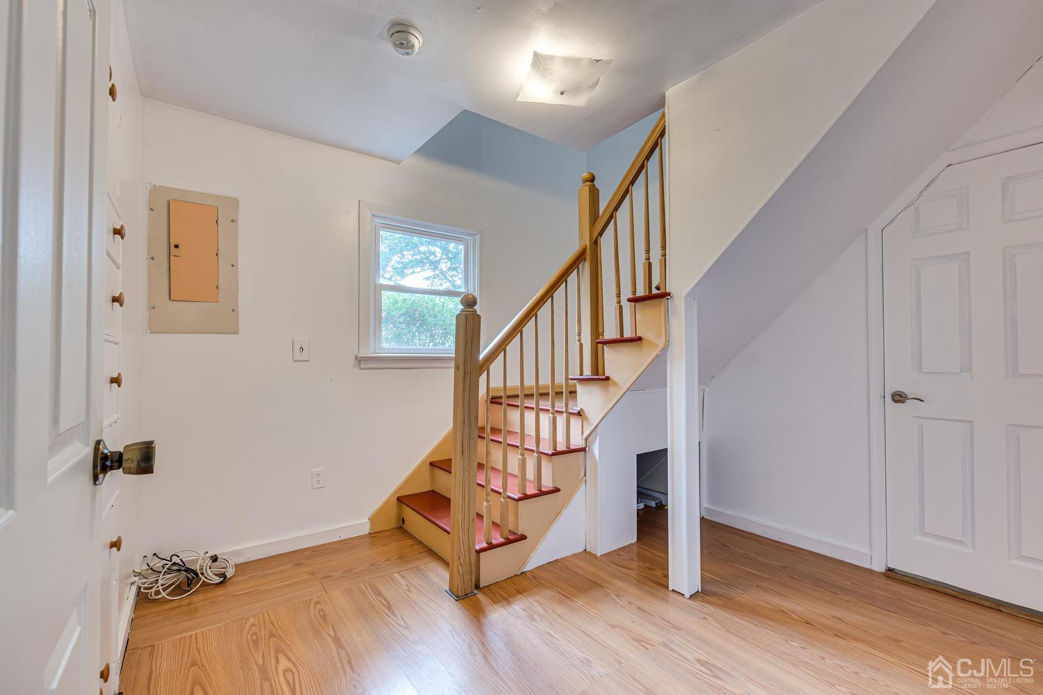 42 Glenville Road Edison, NJ 08817 - Photo 22 of 33 Gallery Image 22