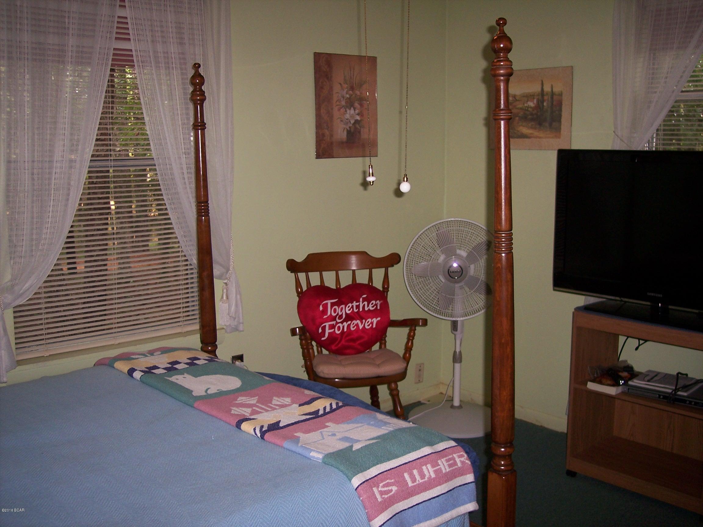 2473 Pioneer Road Chipley, FL 32428 - Photo 9 of 27 Gallery Image 9