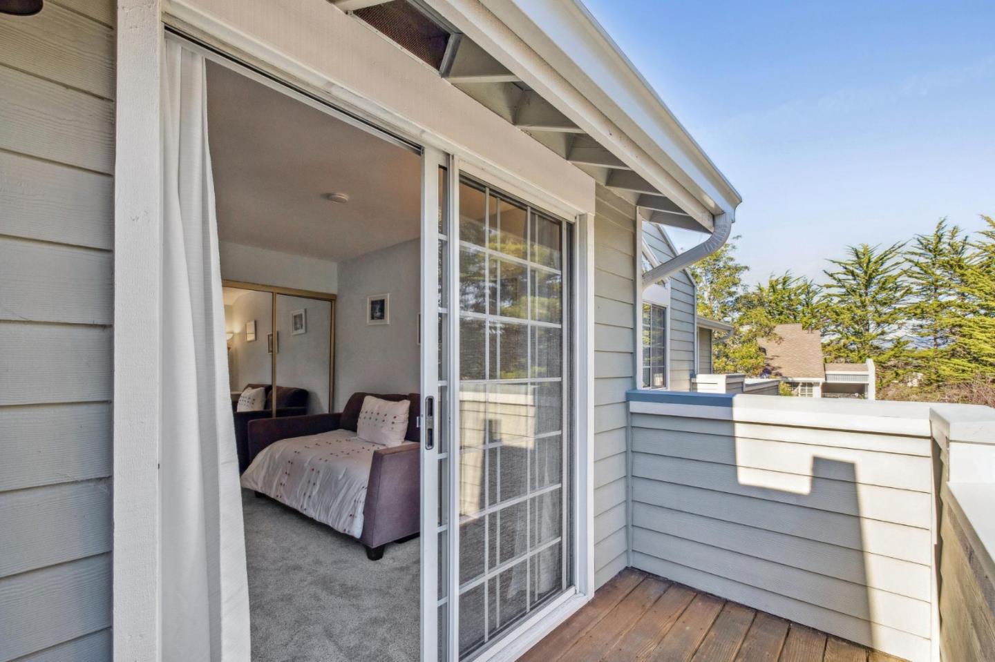 175 Troon Way Half Moon Bay, CA 94019 - Photo 40 of 49 a view of living room and front door