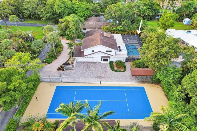 $14,995 | 2120 Southwest 28th Way, Fort Lauderdale, FL 33312