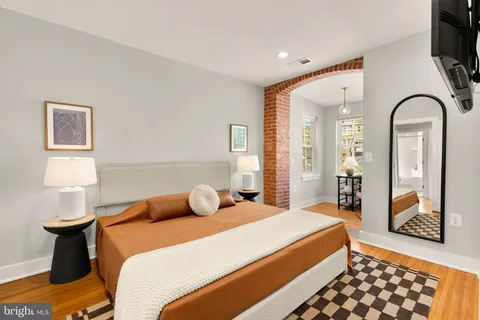 $874,900 | 409 Columbia Road Northwest, Washington, DC 20001
