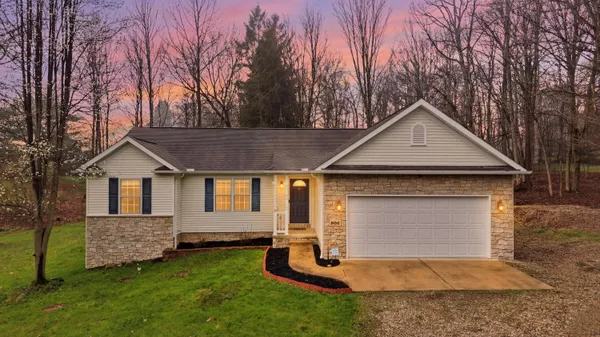 $359,000 | 865 Terrace View Drive, Howard, OH 43028