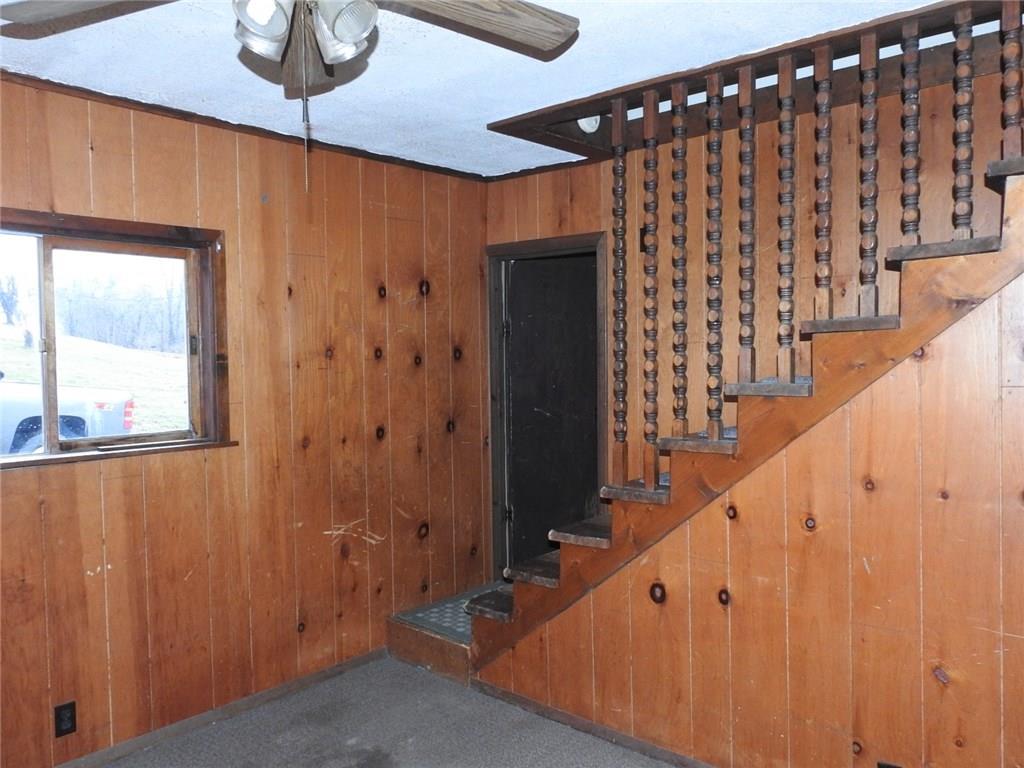 218 Country Club Road Washington, PA 15301 - Photo 4 of 20 Gallery Image 4