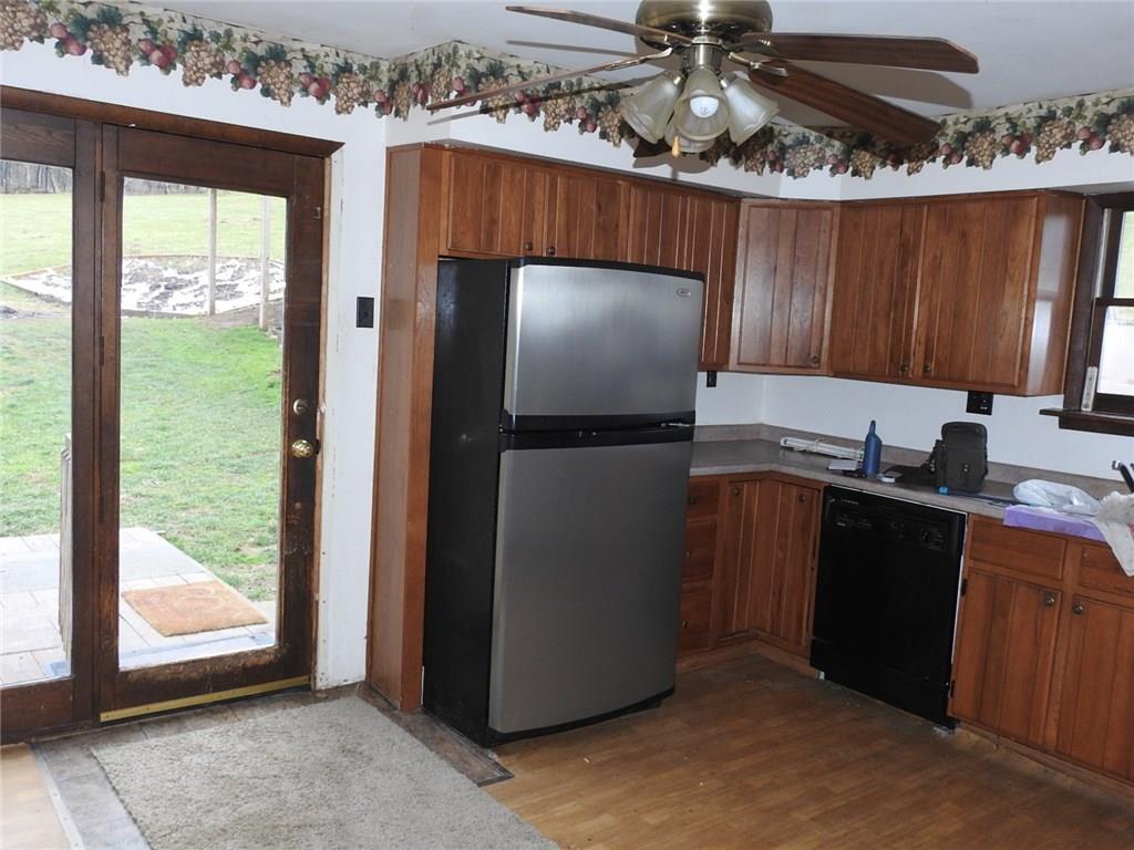 218 Country Club Road Washington, PA 15301 - Photo 10 of 20 Gallery Image 10