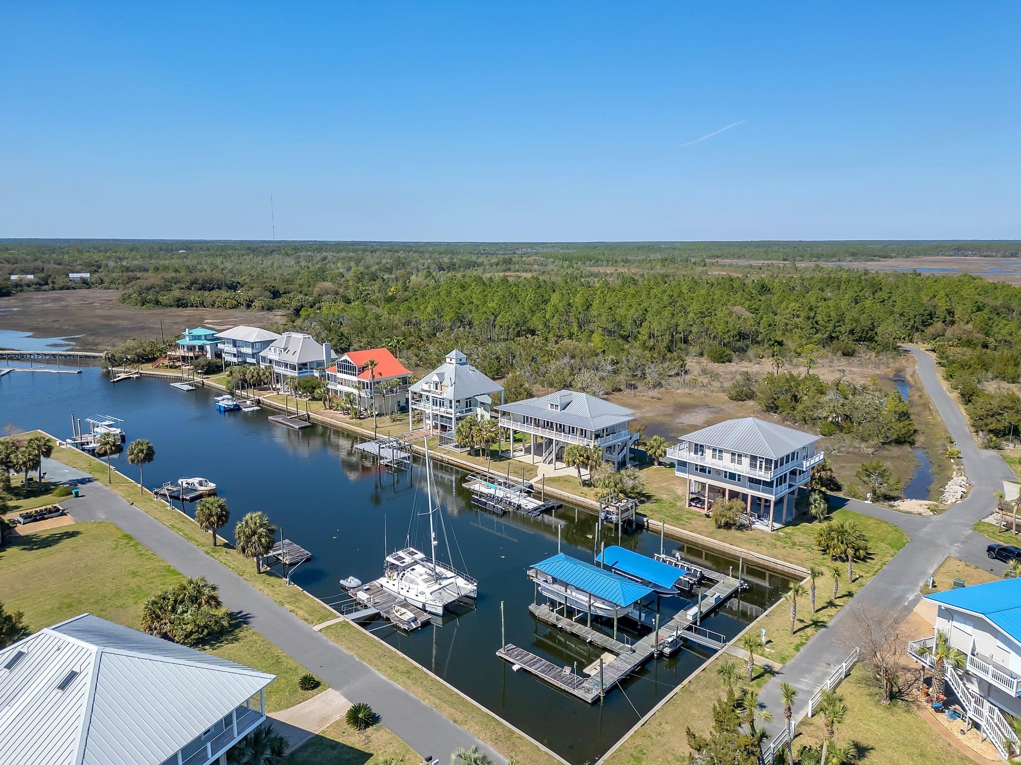 201 Harbour Point Drive Shell Point, FL 32327 - Photo 4 of 40
