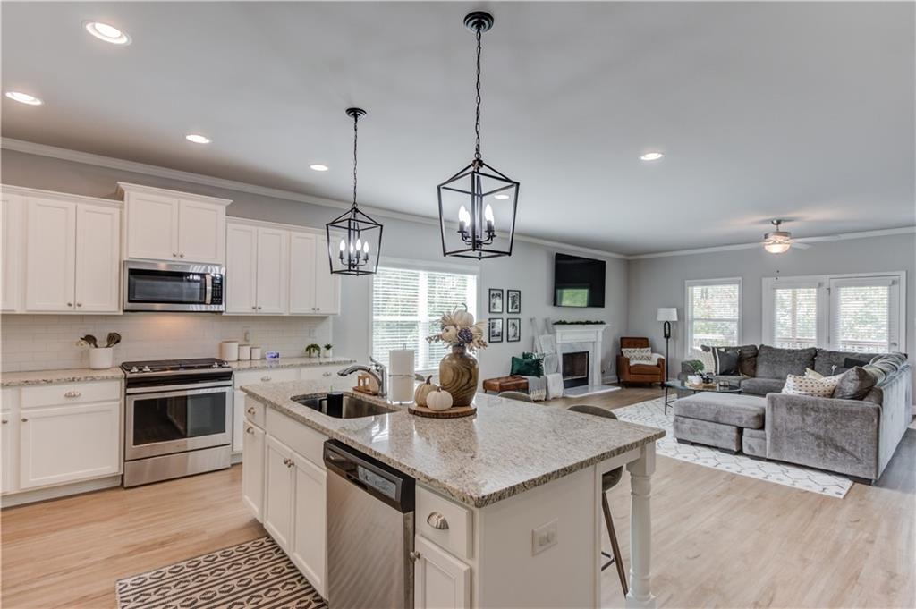 4014 Windsor Trail Gainesville, GA 30506 - Photo 12 of 48