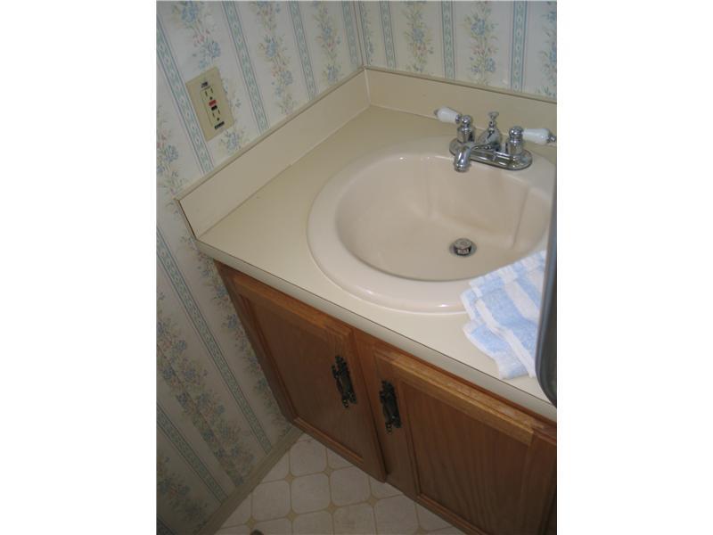 1004 Turner Ridge Road Palermo, ME 04354 - Photo 6 of 16 Bathroom.