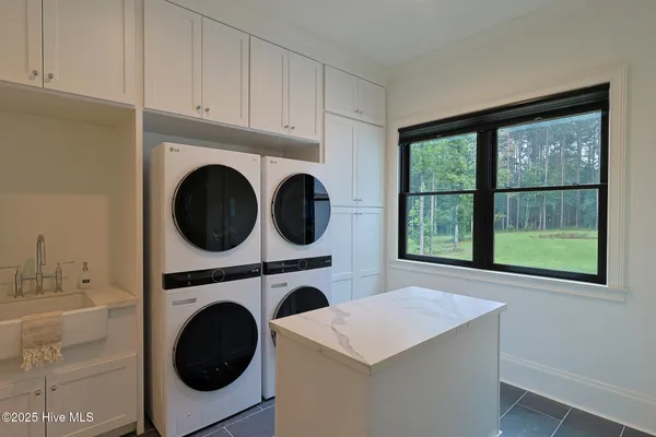 $1,750,000 | 5164 Nc-24, Cameron, NC 28326
