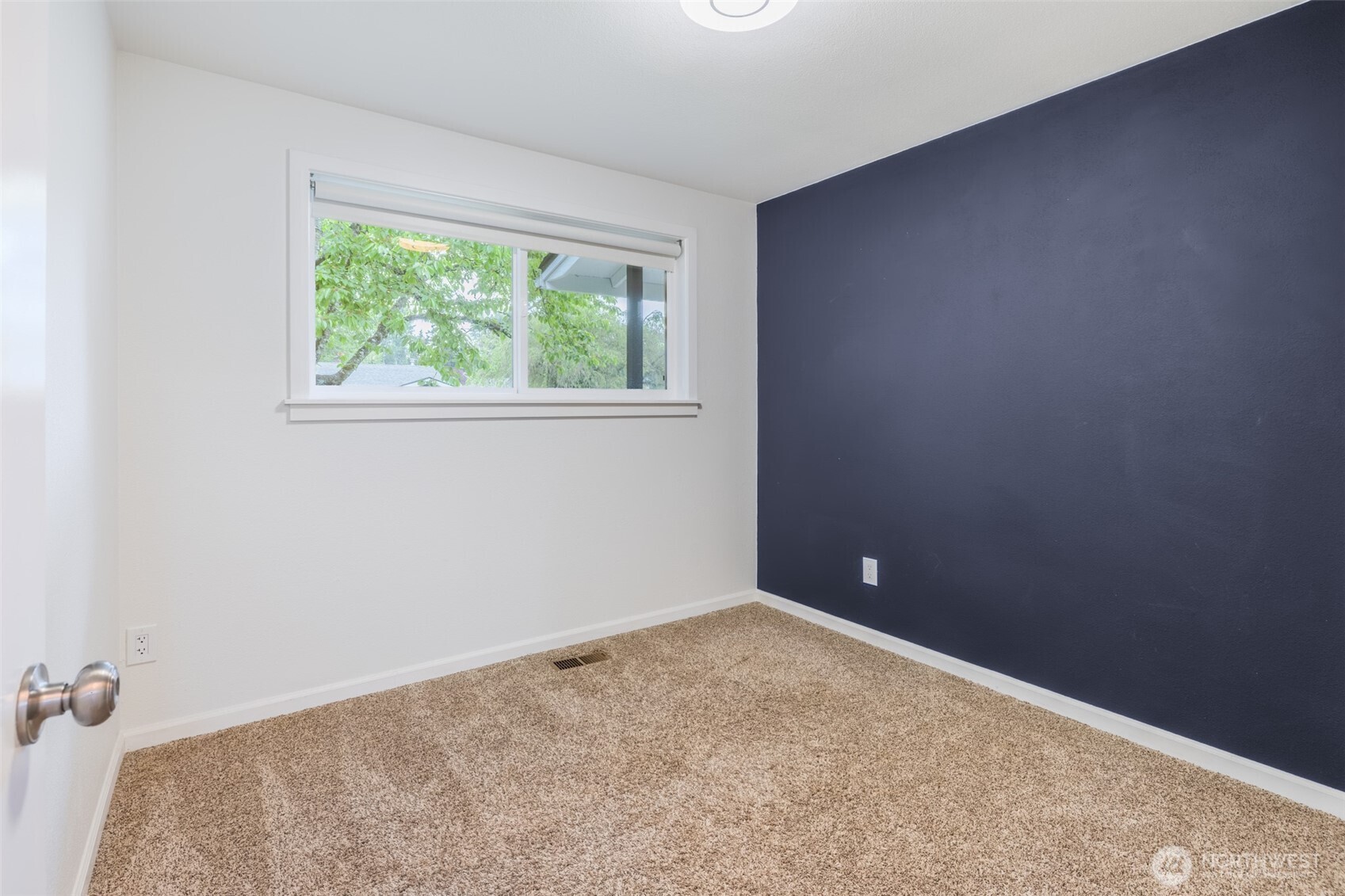 16925 Southeast 252 Place Covington, WA 98042 - Photo 18 of 32