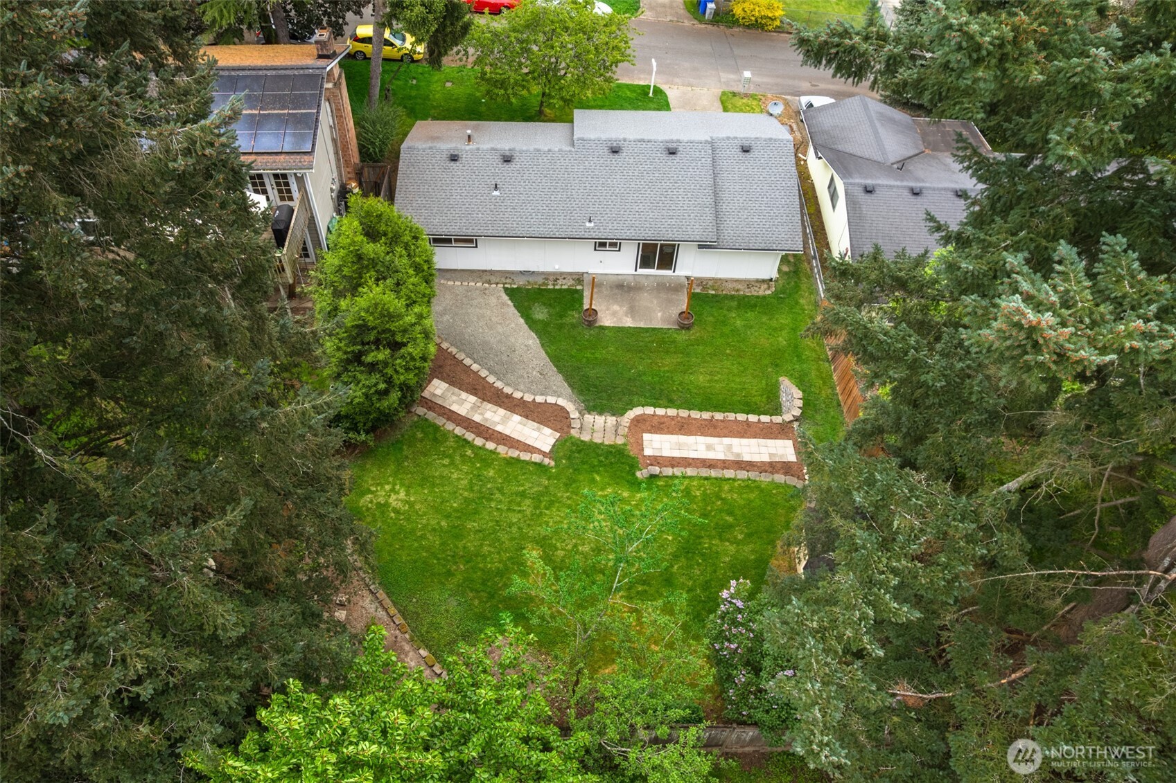 16925 Southeast 252 Place Covington, WA 98042 - Photo 23 of 32