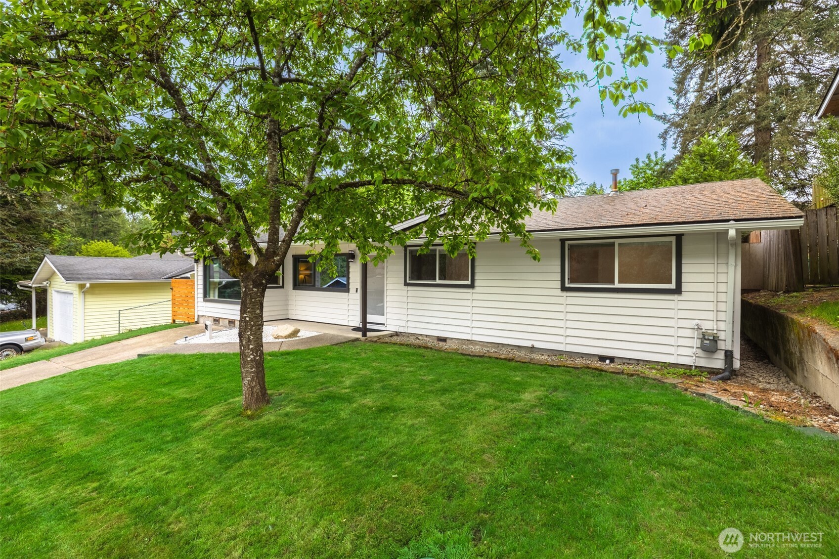16925 Southeast 252 Place Covington, WA 98042 - Photo 28 of 32