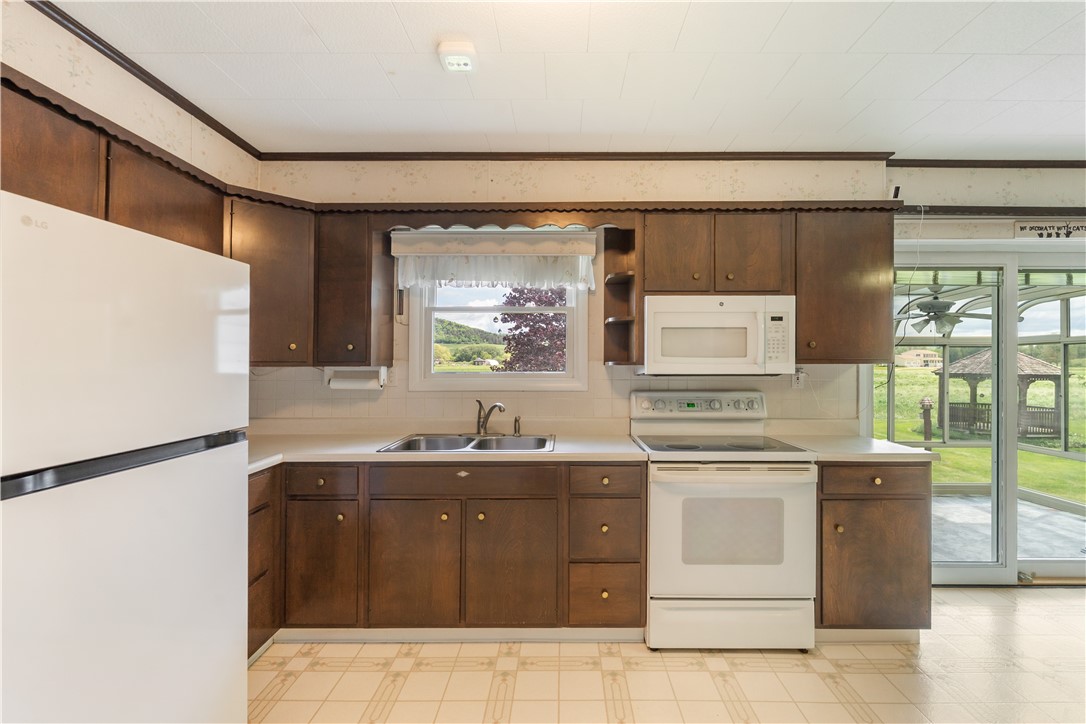 94 South Main Street Avoca, NY 14809 - Photo 13 of 48