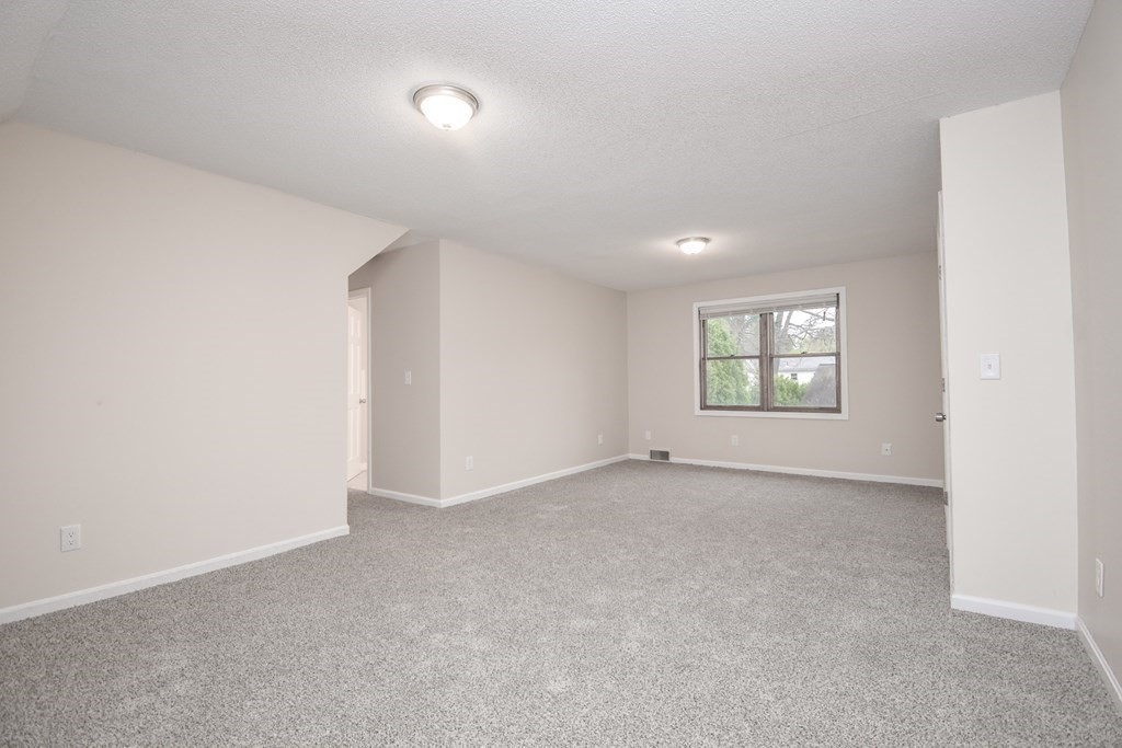 42 Stephanie Circle Springfield, MA 01129 - Photo 22 of 42