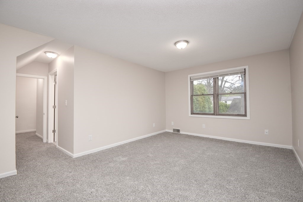 42 Stephanie Circle Springfield, MA 01129 - Photo 23 of 42