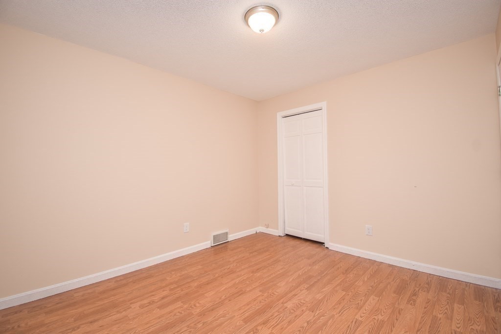 42 Stephanie Circle Springfield, MA 01129 - Photo 34 of 42