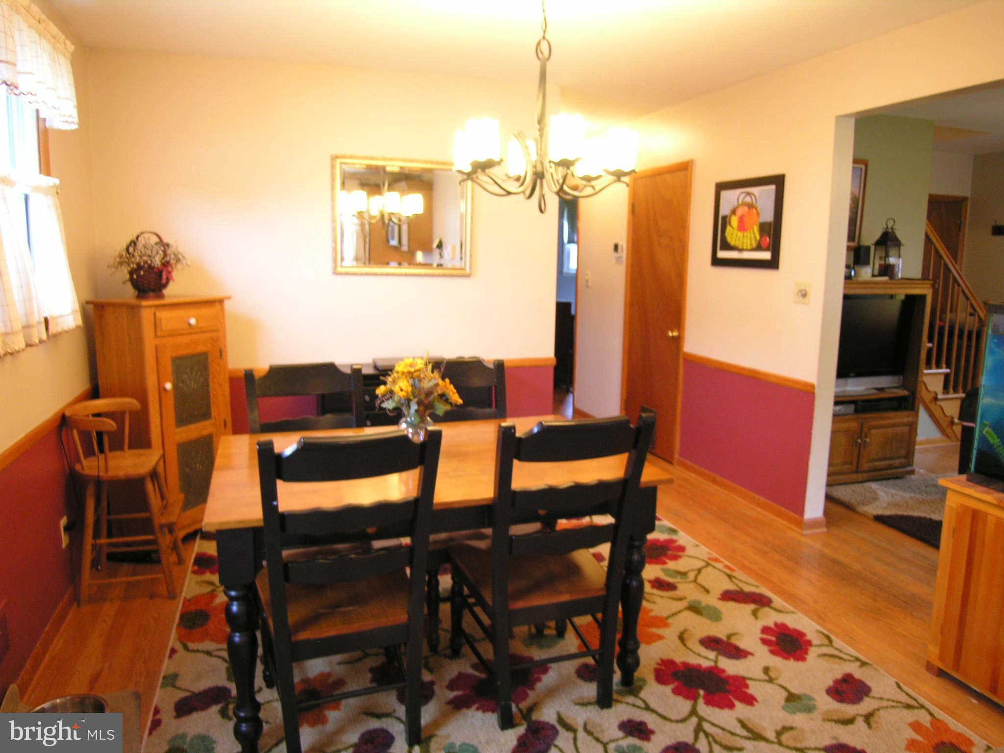 8105 Bon Air Road Baltimore, MD 21234 - Photo 11 of 30 Dining Room