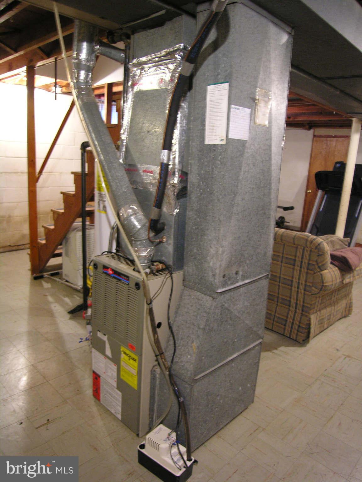 8105 Bon Air Road Baltimore, MD 21234 - Photo 18 of 30 Basement