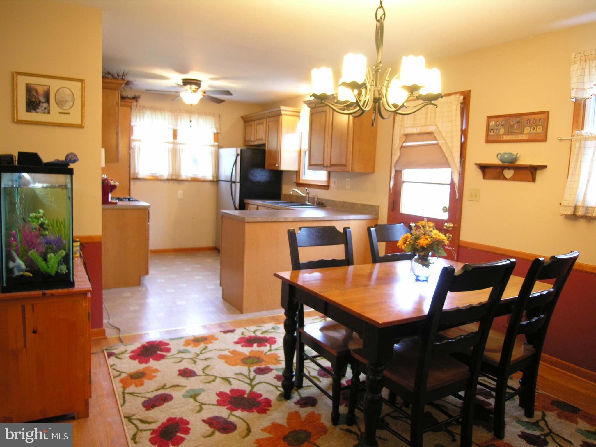 8105 Bon Air Road Baltimore, MD 21234 - Photo 8 of 30 Dining Room