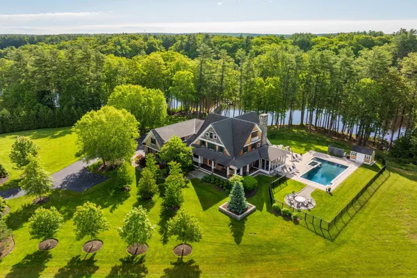 $4,500,000 | 74 Saddle Trail Drive, Dover, NH 03820