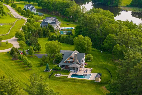 $4,500,000 | 74 Saddle Trail Drive, Dover, NH 03820