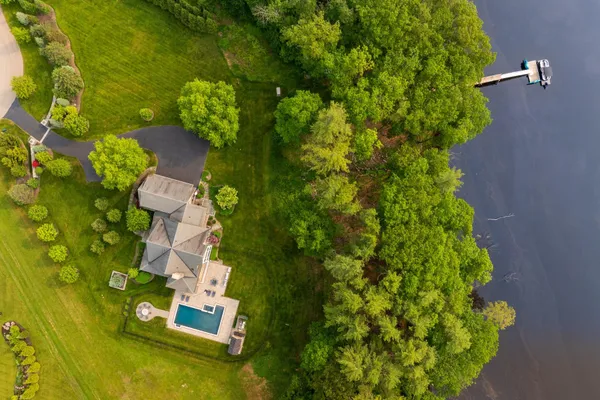$4,500,000 | 74 Saddle Trail Drive, Dover, NH 03820