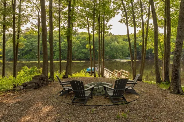 $4,500,000 | 74 Saddle Trail Drive, Dover, NH 03820