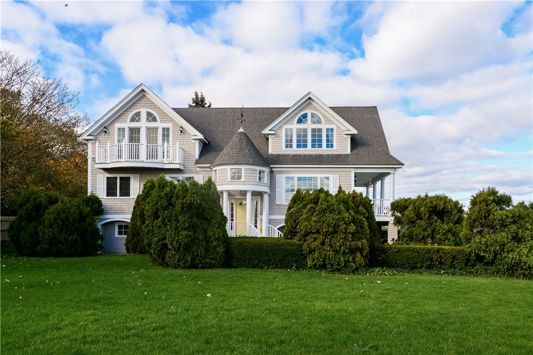 191 Old Beach Road Newport, RI 02840 - Photo 6 of 40 Ocean Facing Front